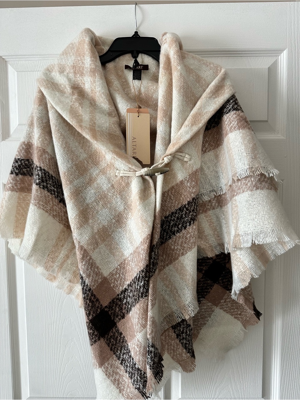Poncho in Cream & Brown